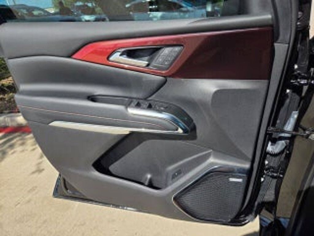 2026 CHEVROLET Traverse - photo 20
