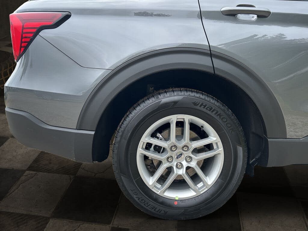 2026 FORD Explorer - photo 8