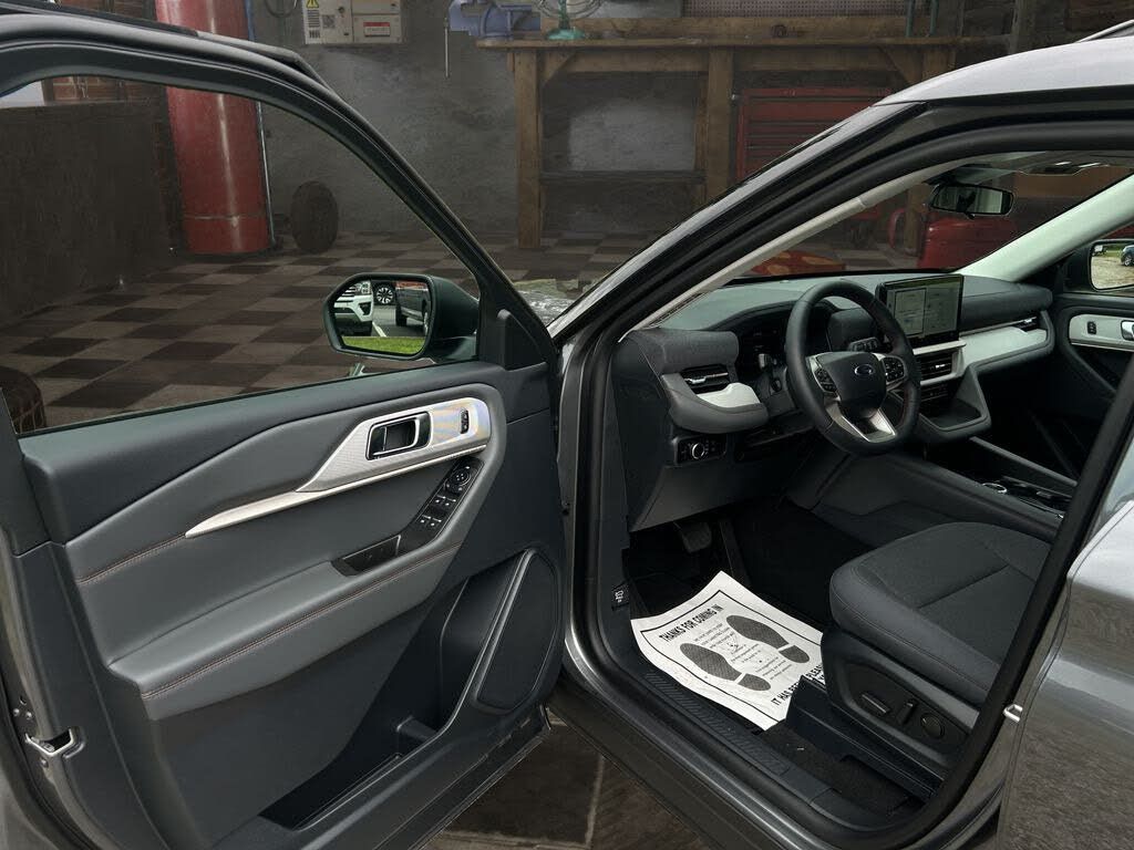 2026 FORD Explorer - photo 17