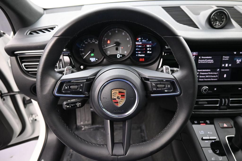 2023 PORSCHE Macan - photo 11