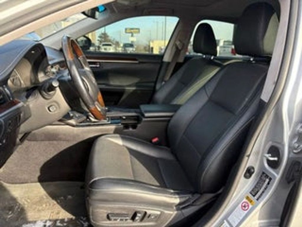 2015 LEXUS ES - photo 20
