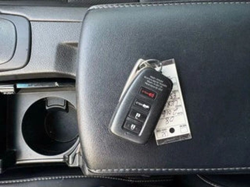 2015 LEXUS ES - photo 23