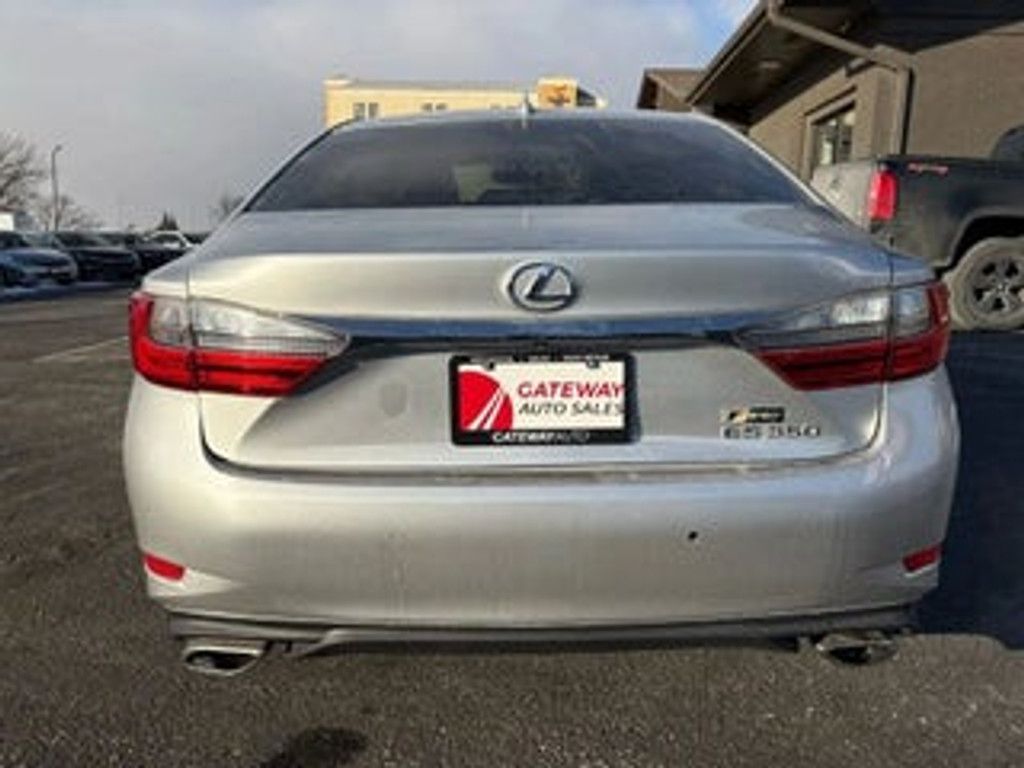 2015 LEXUS ES - photo 4