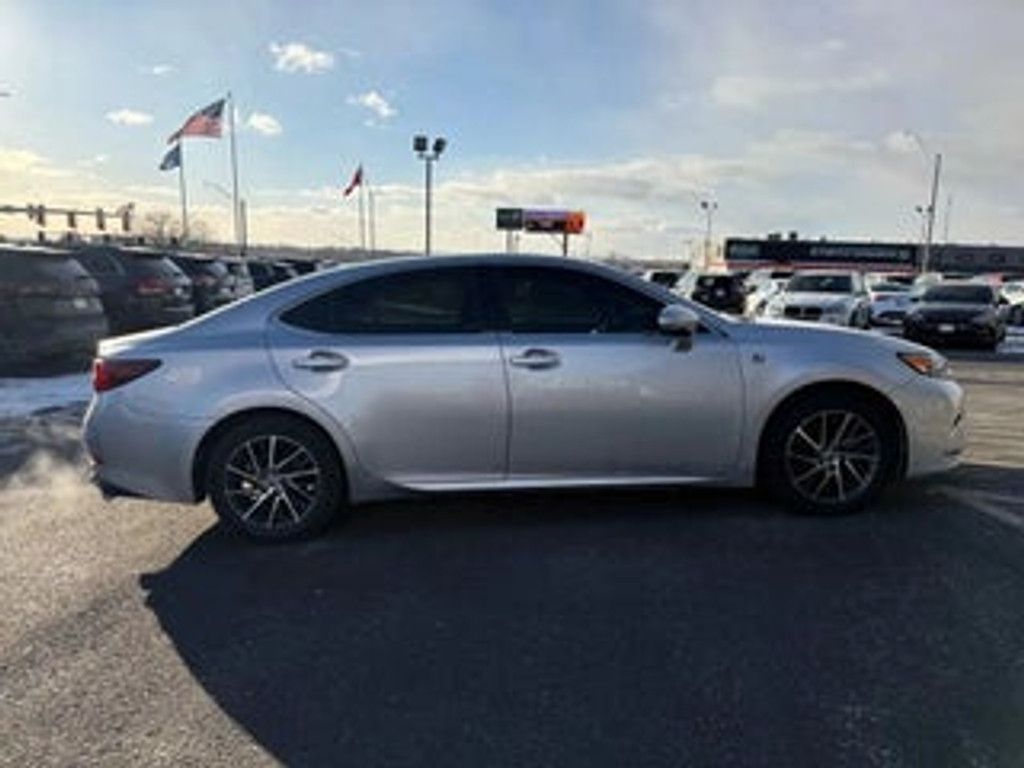 2015 LEXUS ES - photo 6