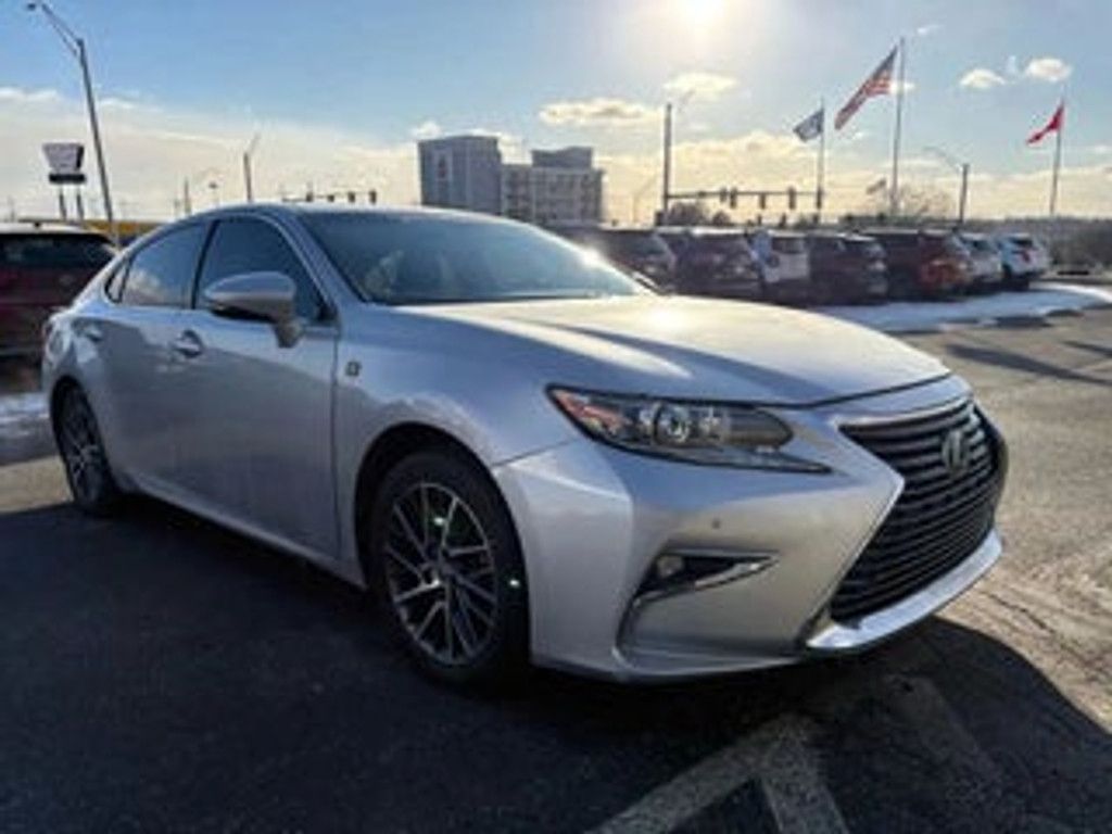2015 LEXUS ES - photo 7