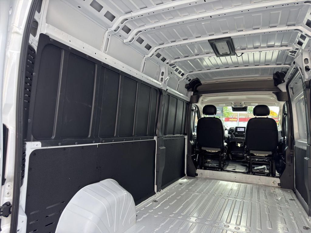 2026 RAM ProMaster 2500 - photo 12