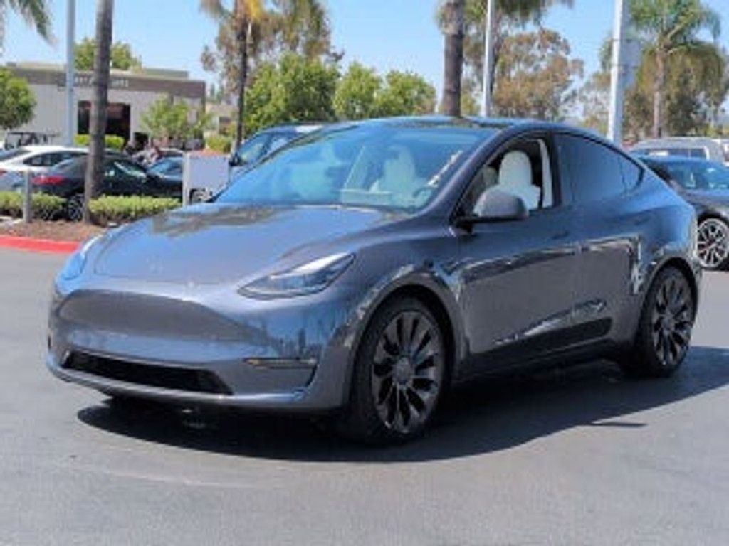 2022 TESLA Model Y - photo 5