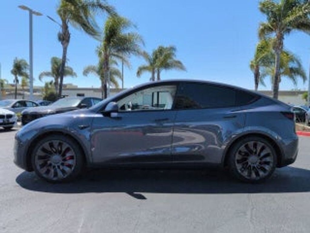 2022 TESLA Model Y - photo 7