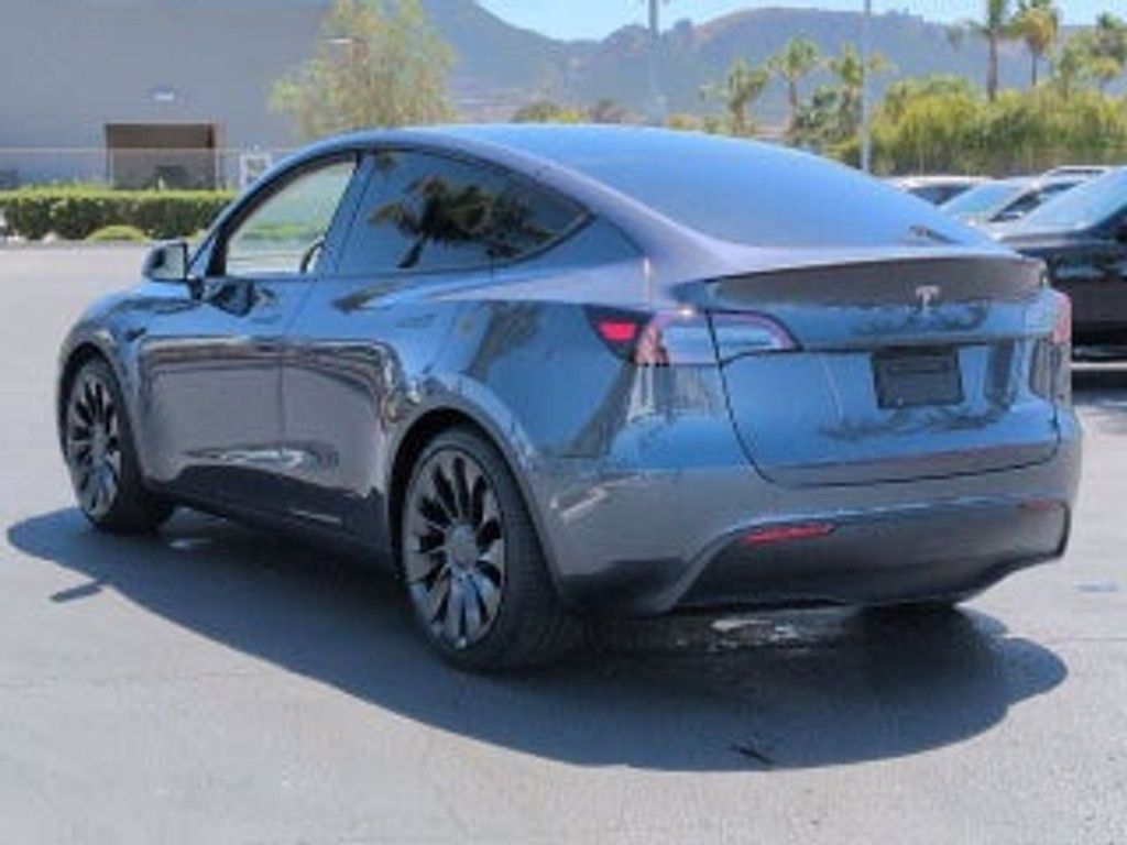 2022 TESLA Model Y - photo 8