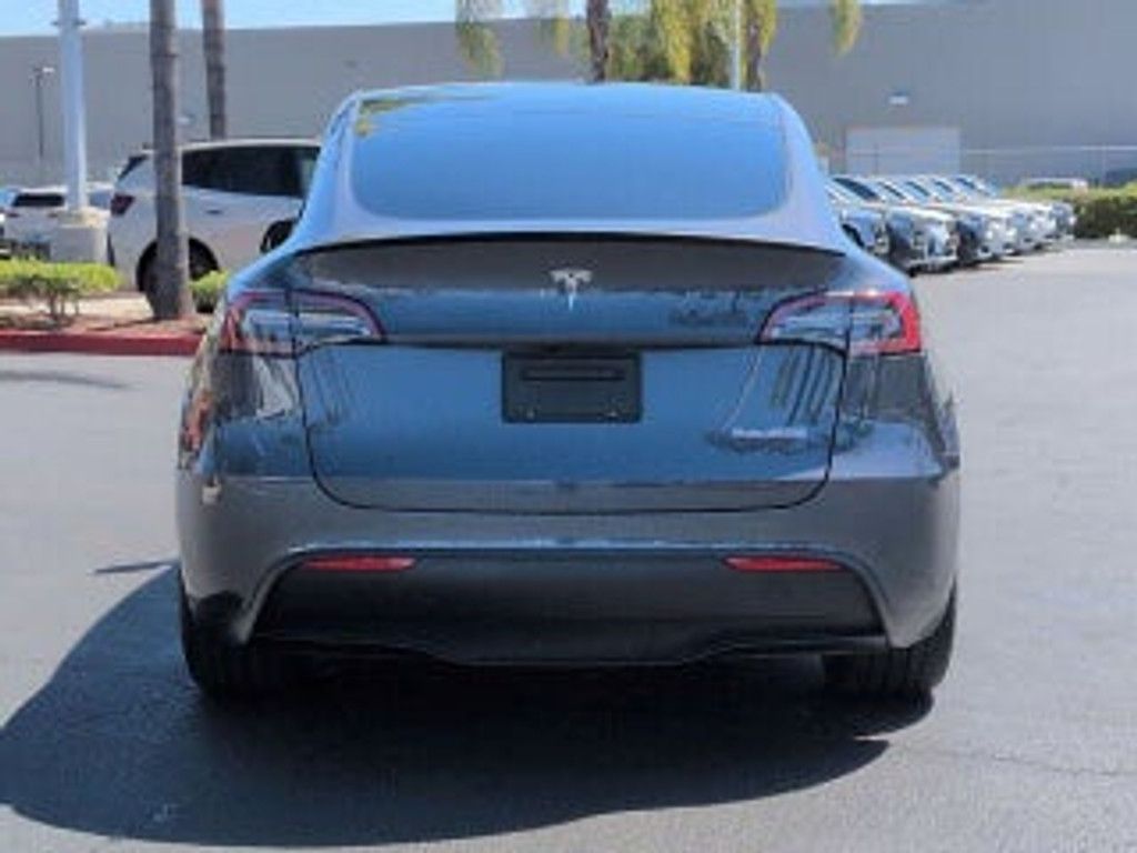 2022 TESLA Model Y - photo 9