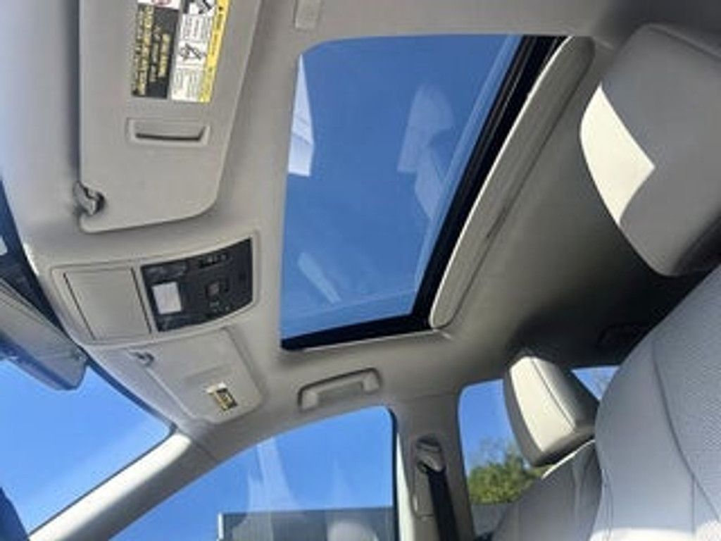 2021 LEXUS RX - photo 19