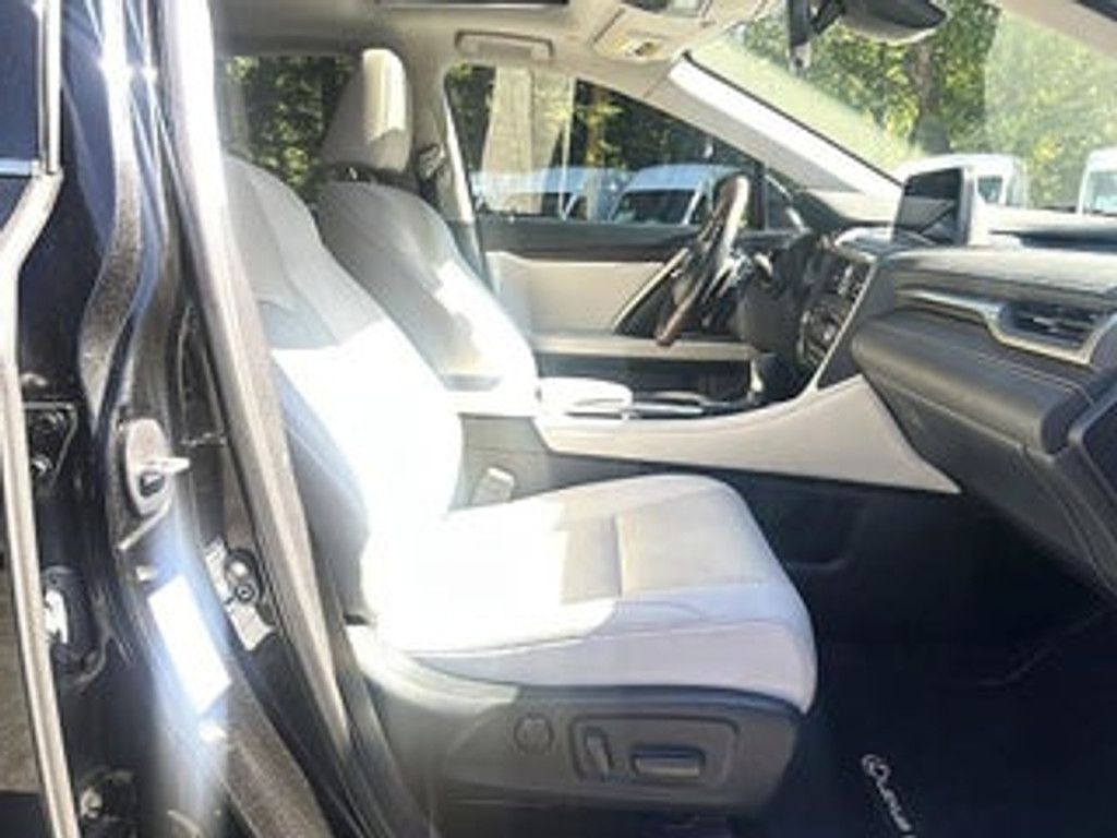 2021 LEXUS RX - photo 20