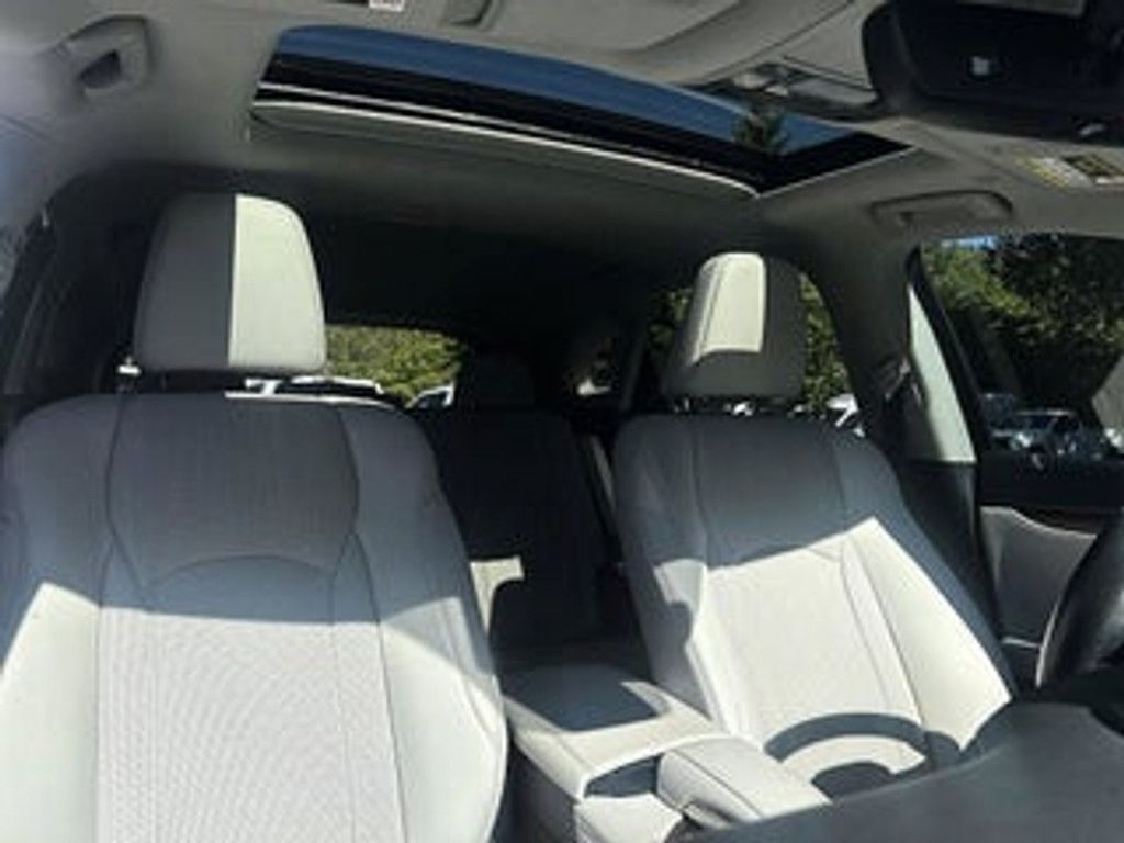 2021 LEXUS RX - photo 21