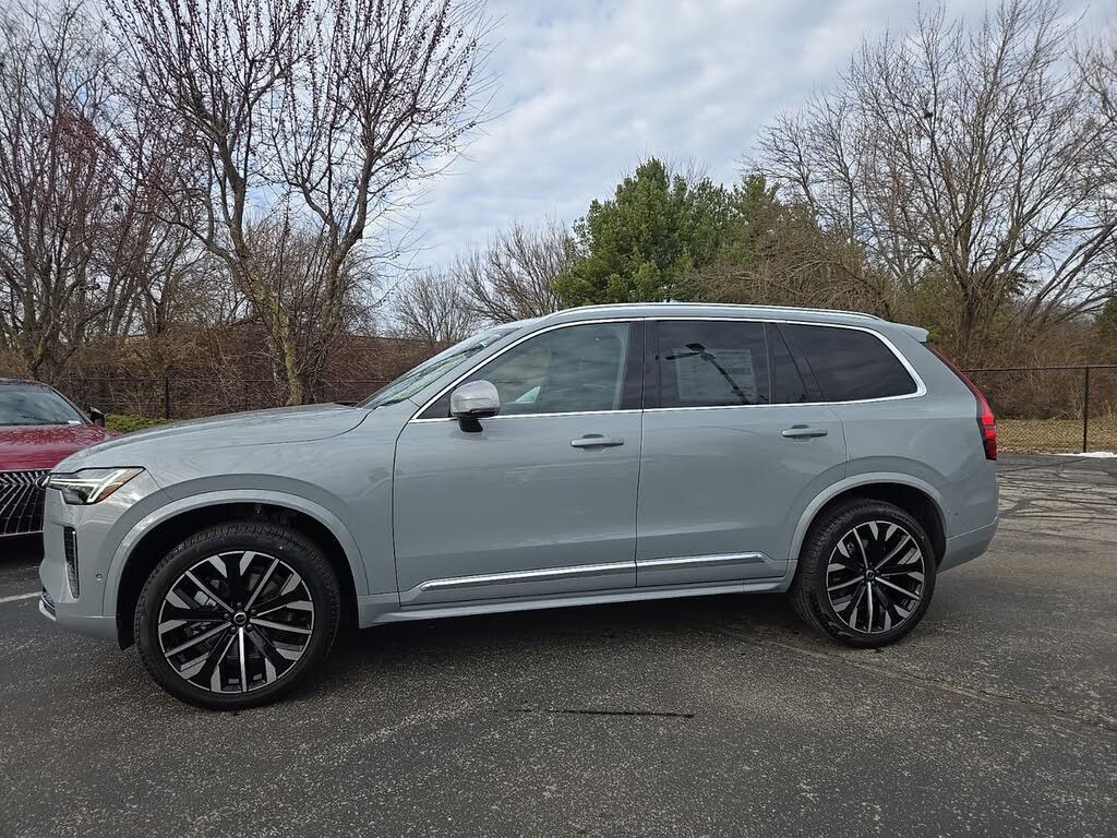 2026 VOLVO XC90 - main photo