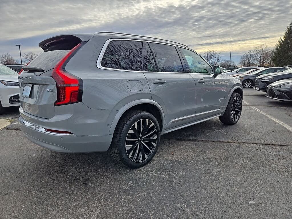 2026 VOLVO XC90 - photo 2