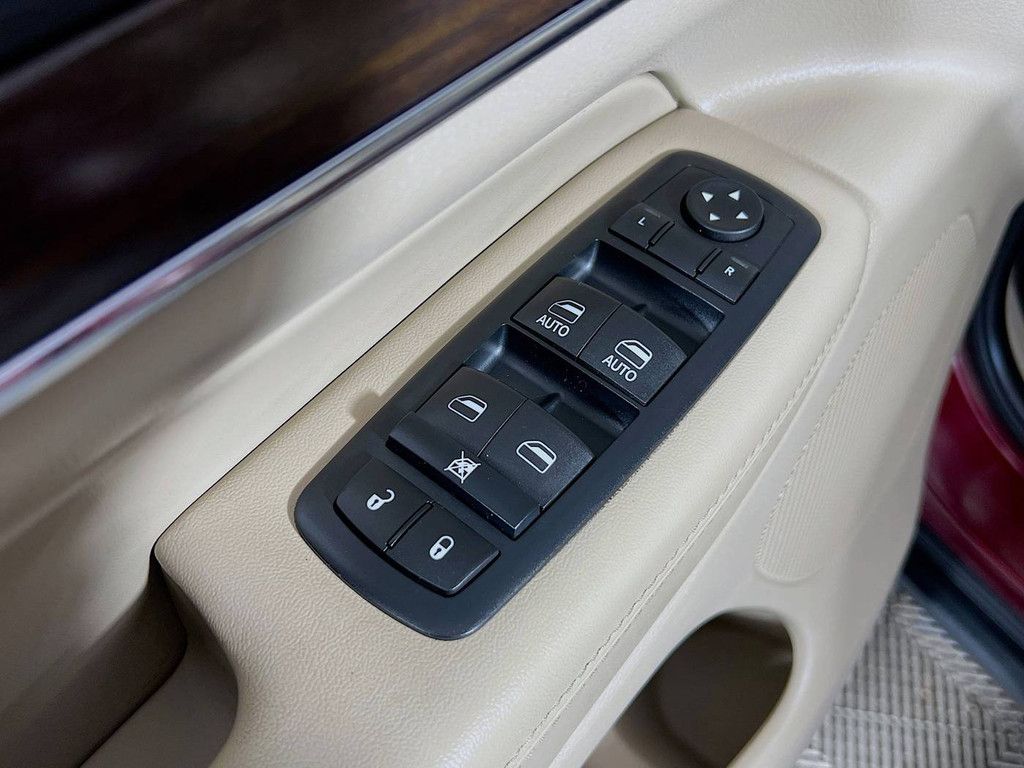 2016 JEEP Grand Cherokee - photo 19