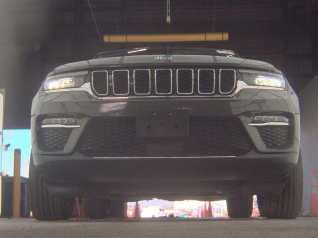 2023 JEEP Grand Cherokee - photo 4