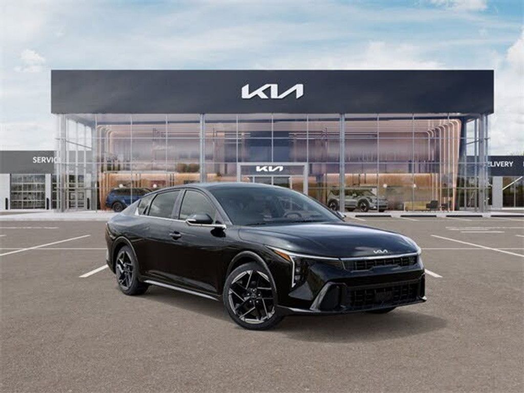 2025 Kia K4 GT Line