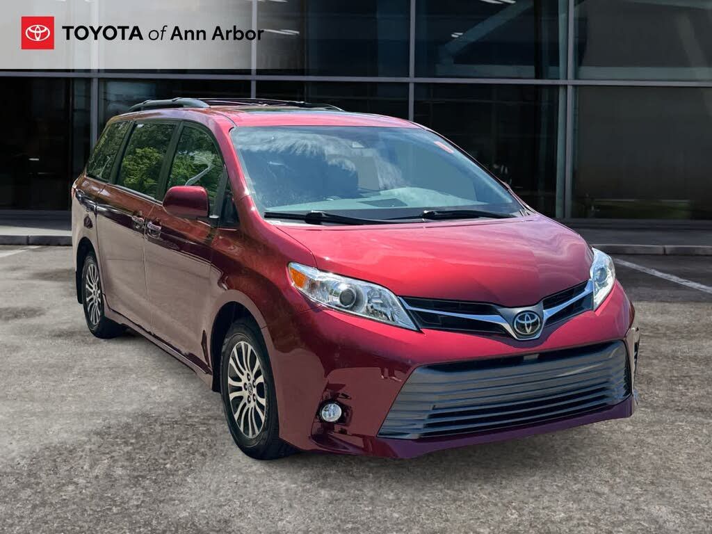 2020 Toyota Sienna Q Grade