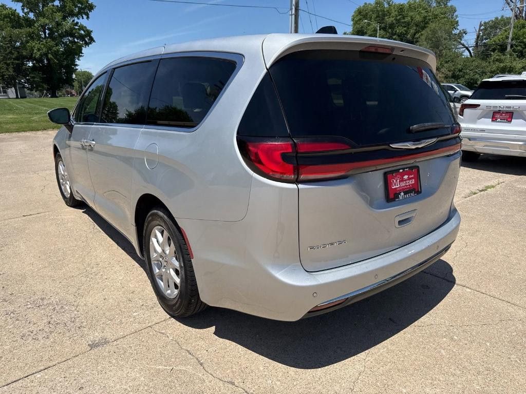 2023 CHRYSLER Pacifica - photo 5