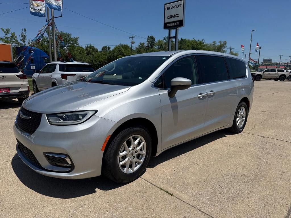 2023 CHRYSLER Pacifica - photo 7