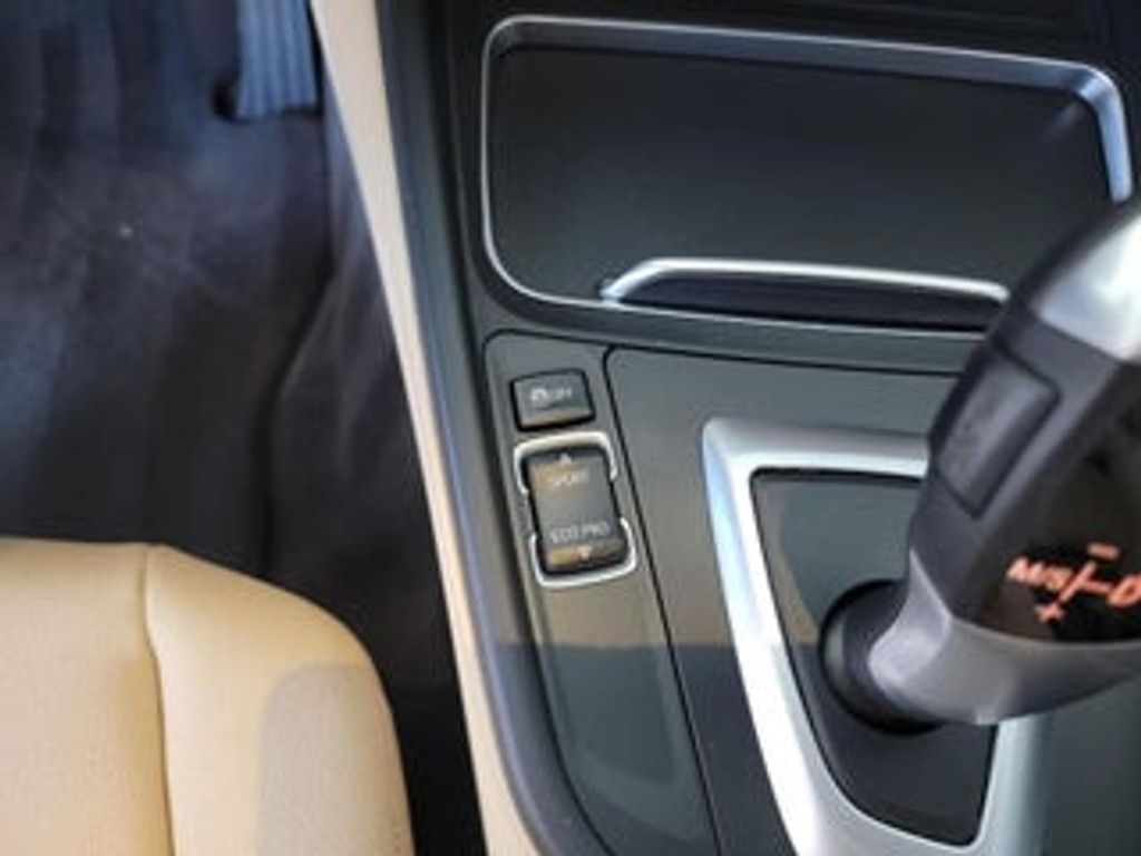 2016 LEXUS RC - photo 25