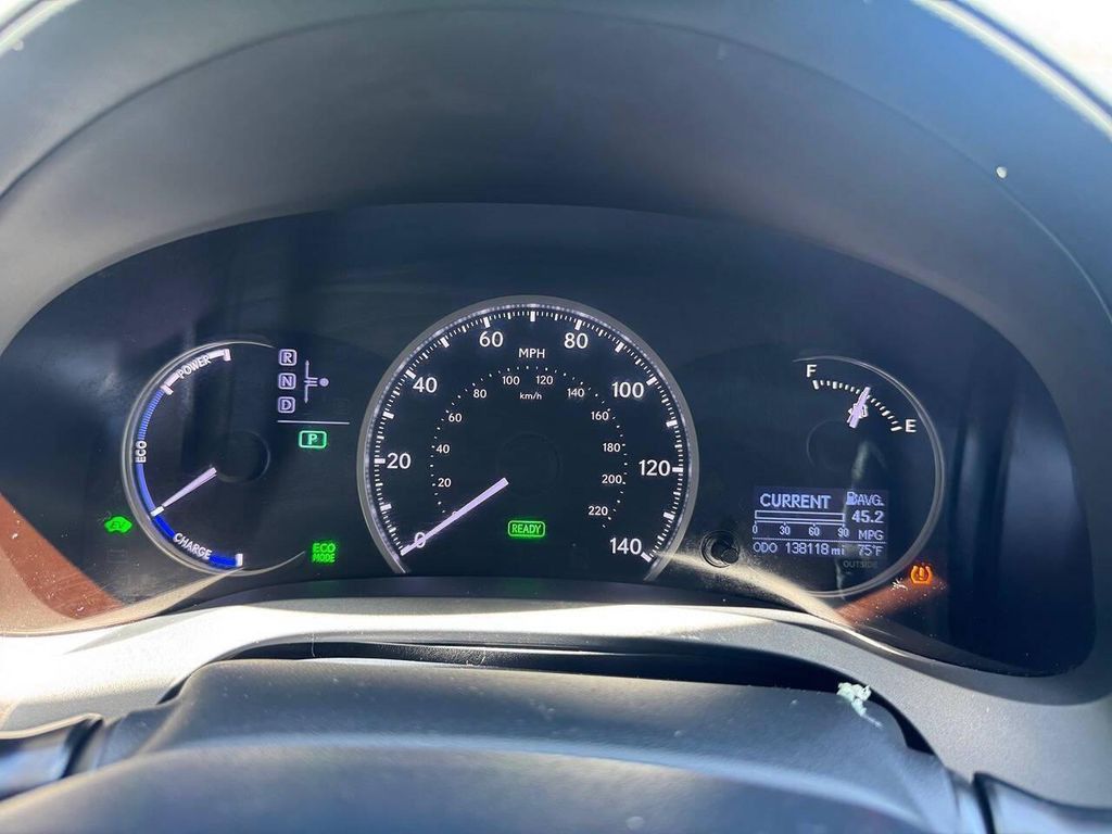 2013 LEXUS CT - photo 13