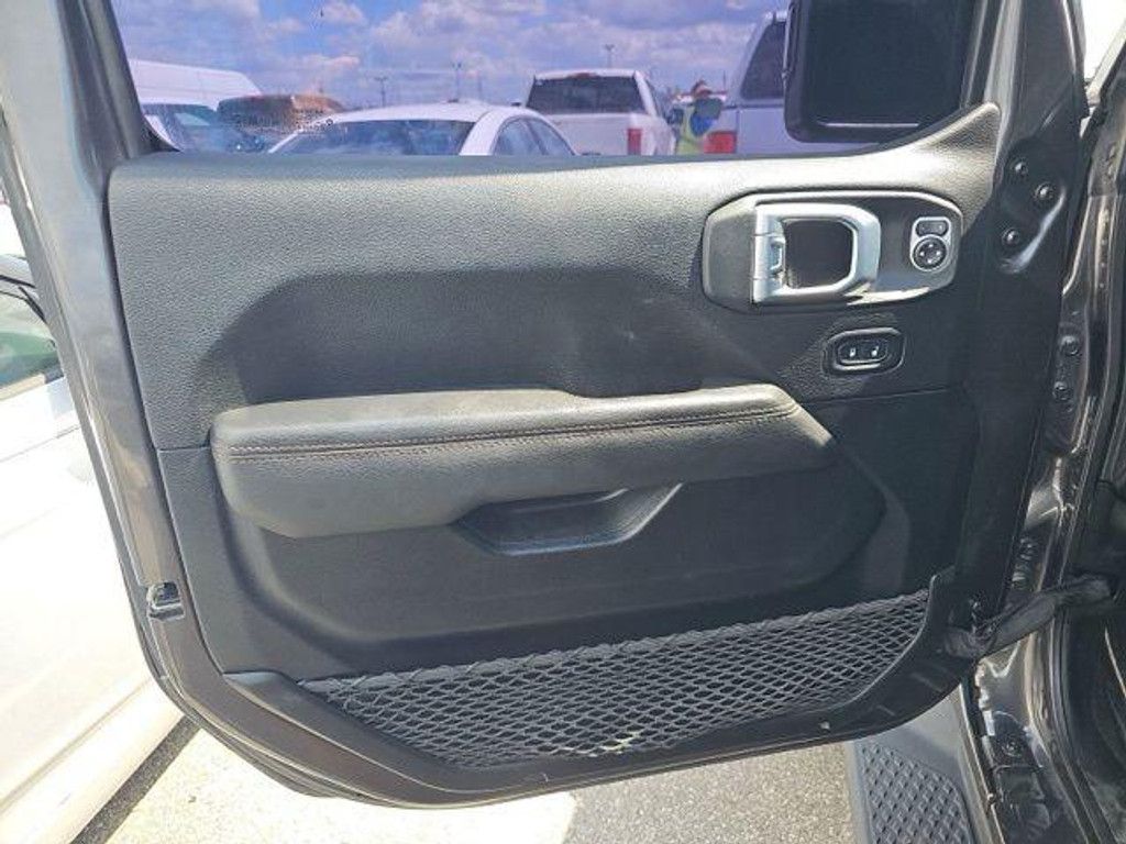 2021 JEEP Gladiator - photo 15