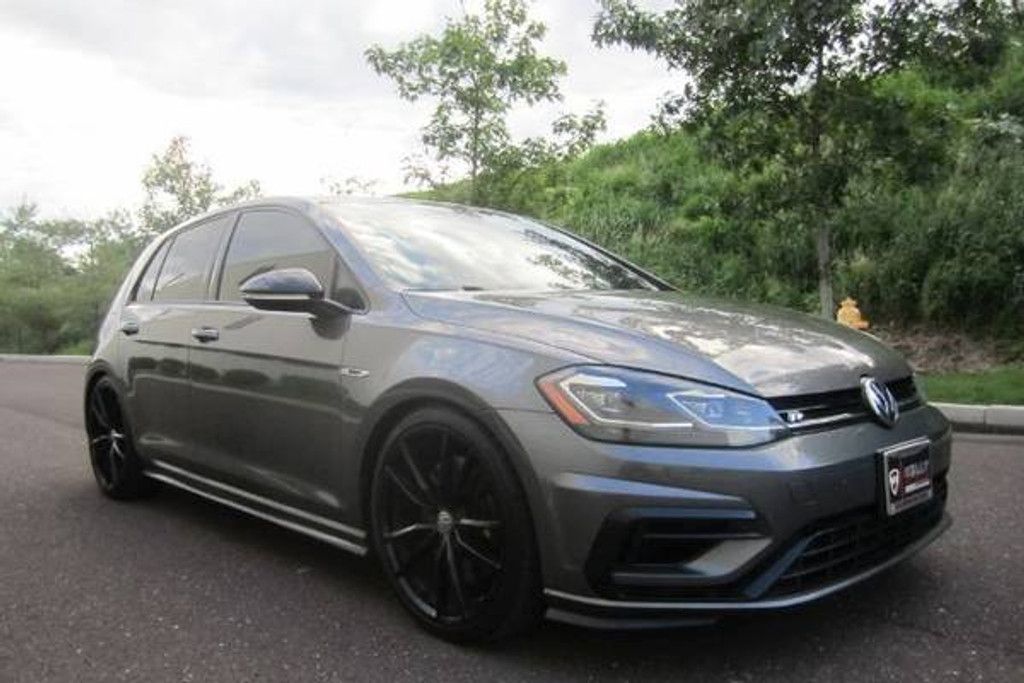 2019 VOLKSWAGEN Golf R - photo 2