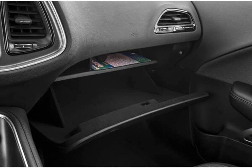 2015 DODGE Challenger - photo 12