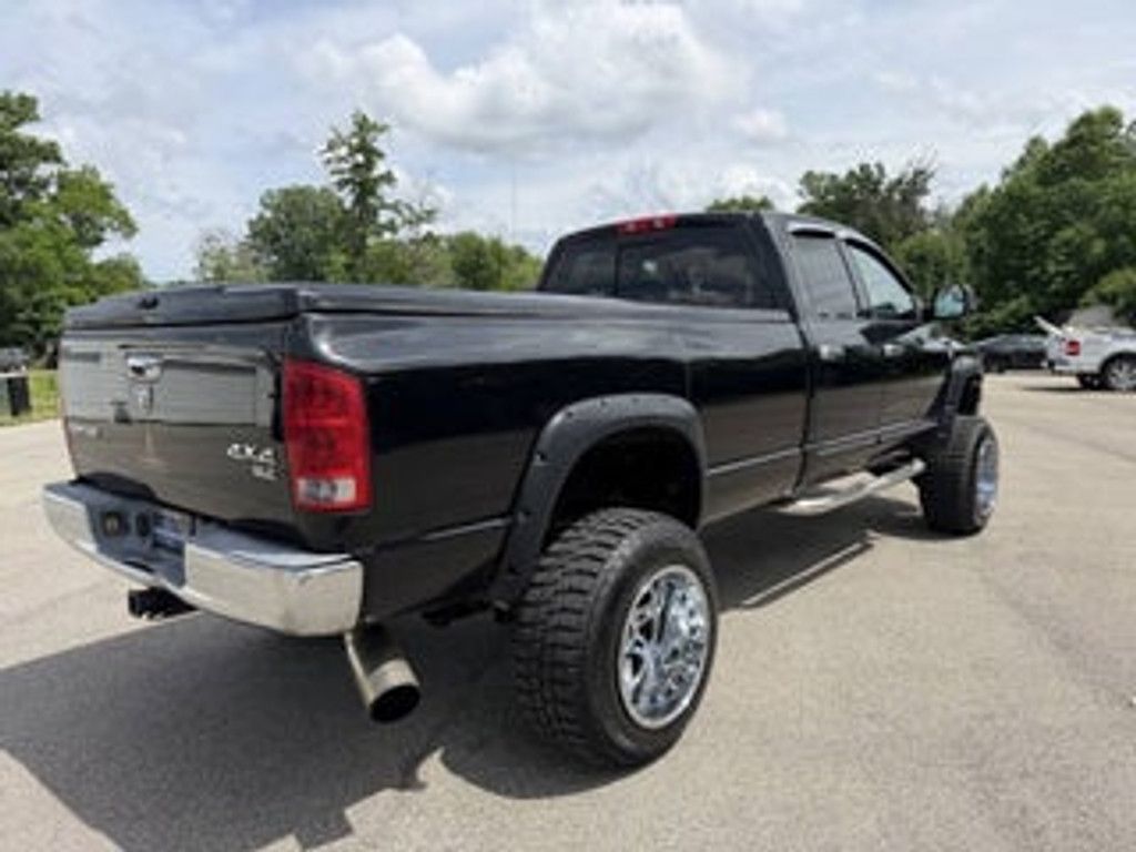2005 DODGE Ram - photo 8
