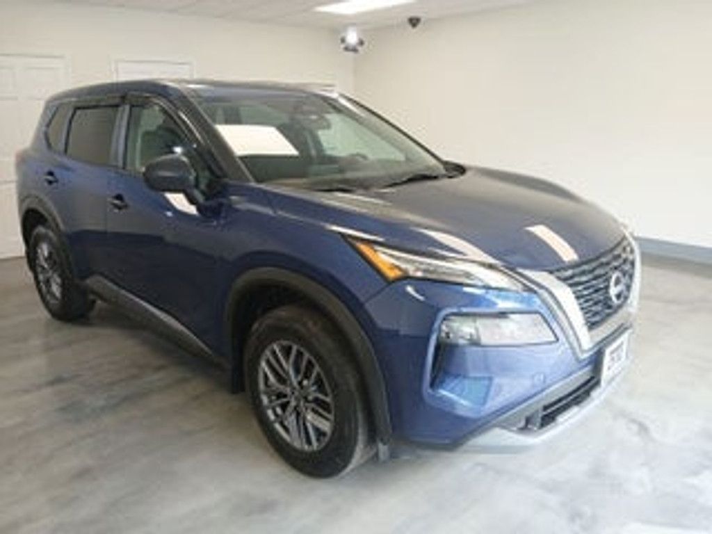 2022 Nissan Rogue SV
