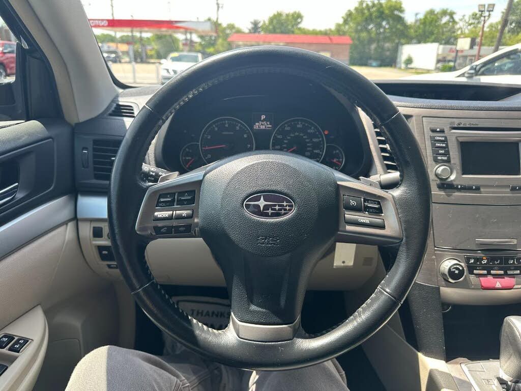 2014 SUBARU Legacy - photo 17