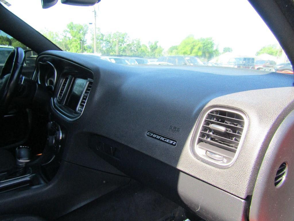 2018 DODGE Charger - photo 13