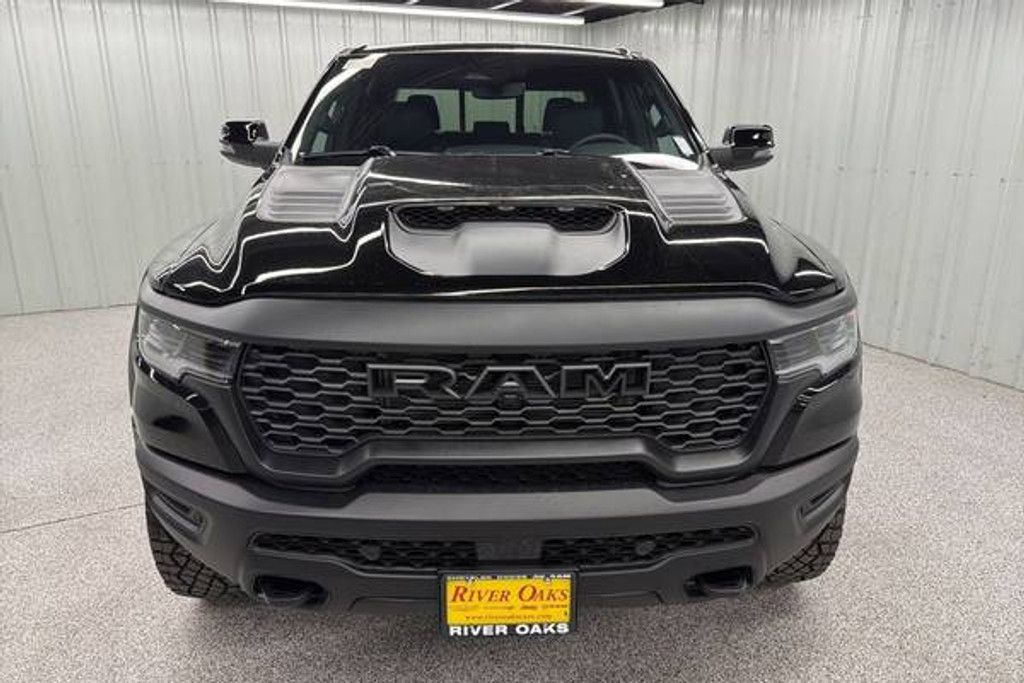 2026 RAM 1500 - photo 2