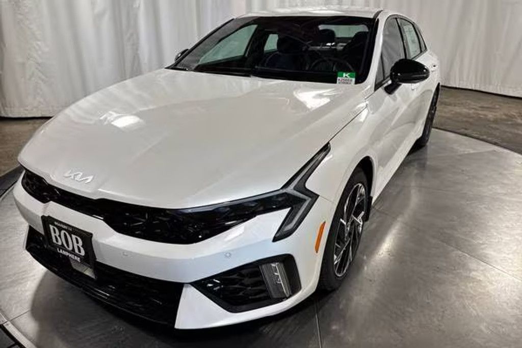 2026 Kia K5 GT Line