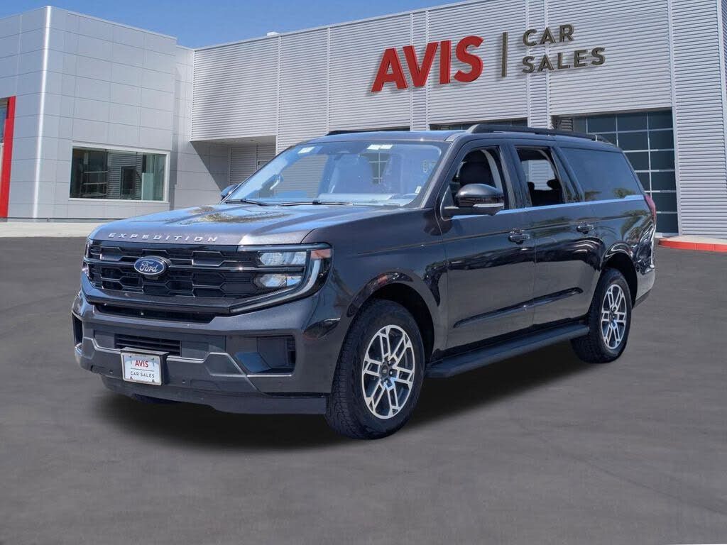 2025 Ford Expedition MAX Active