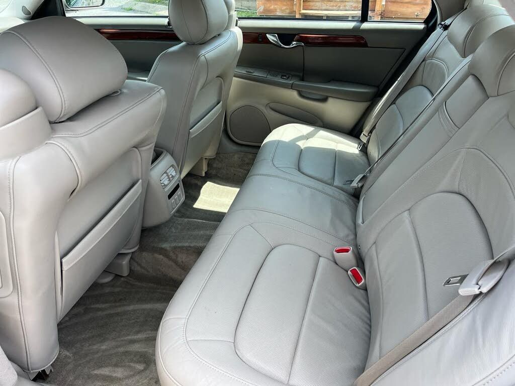 2004 CADILLAC Deville - photo 12