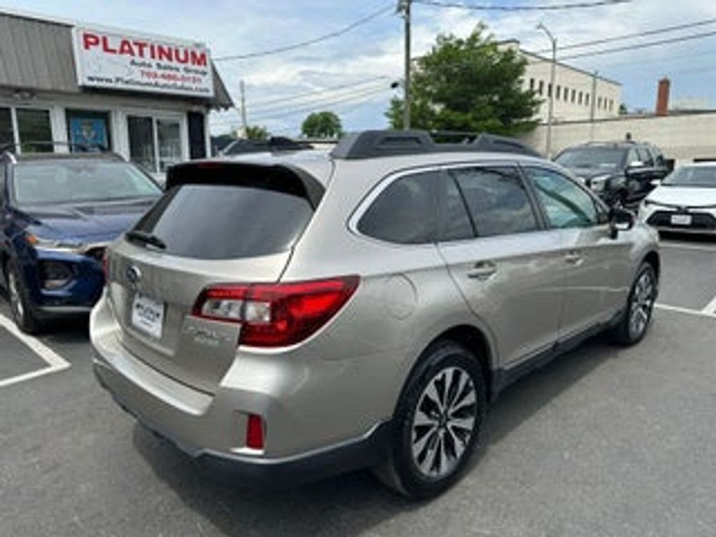 2016 SUBARU Outback - photo 3