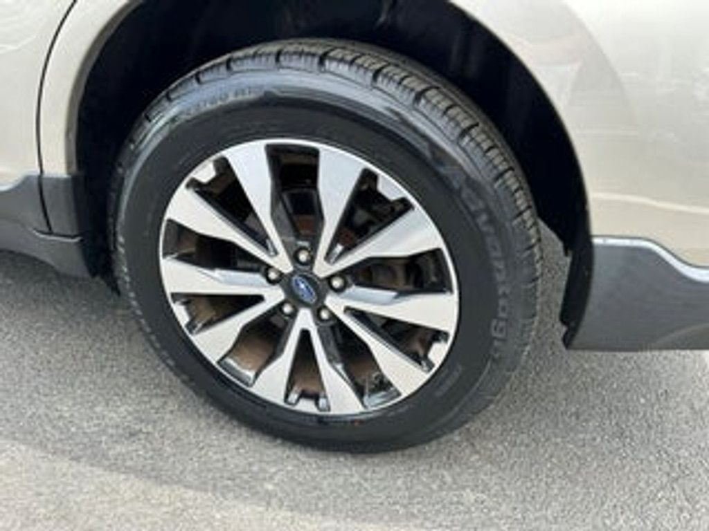 2016 SUBARU Outback - photo 7