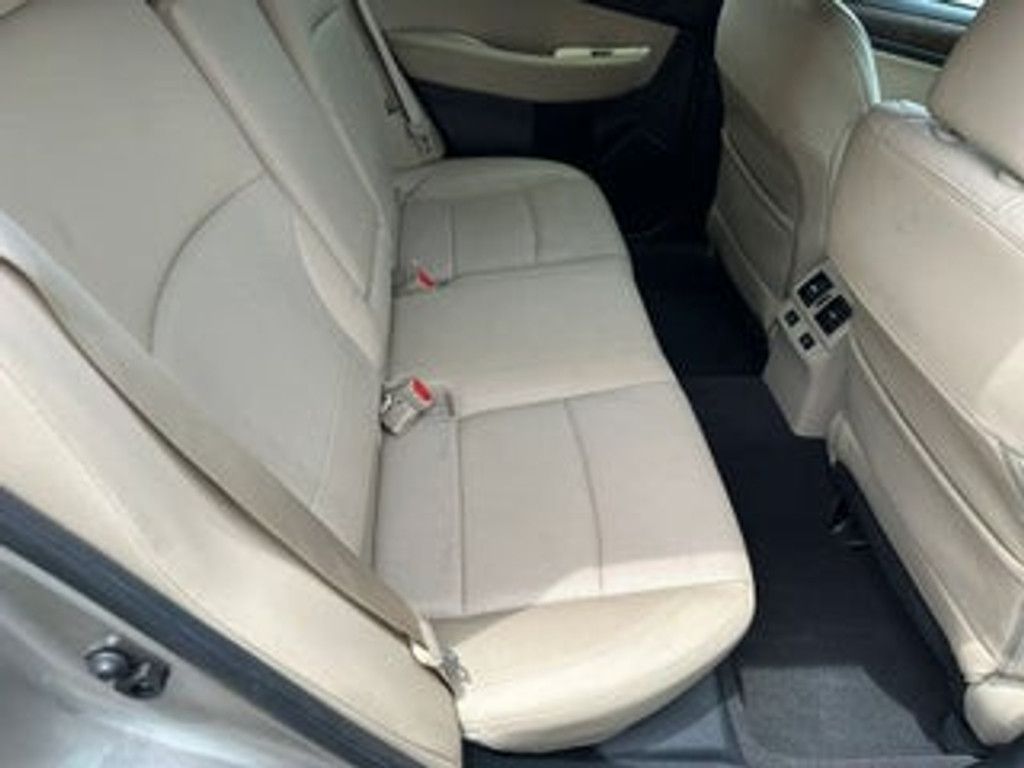 2016 SUBARU Outback - photo 11
