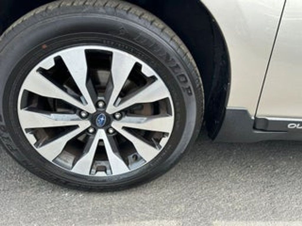 2016 SUBARU Outback - photo 8