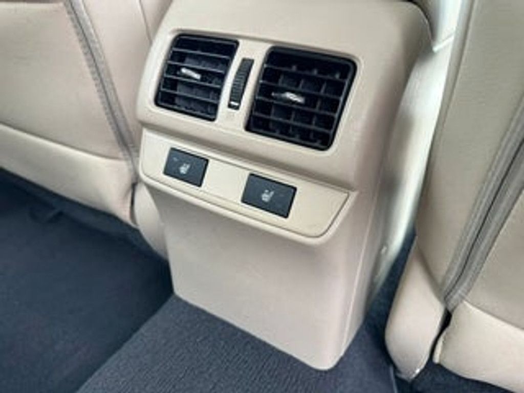 2016 SUBARU Outback - photo 13