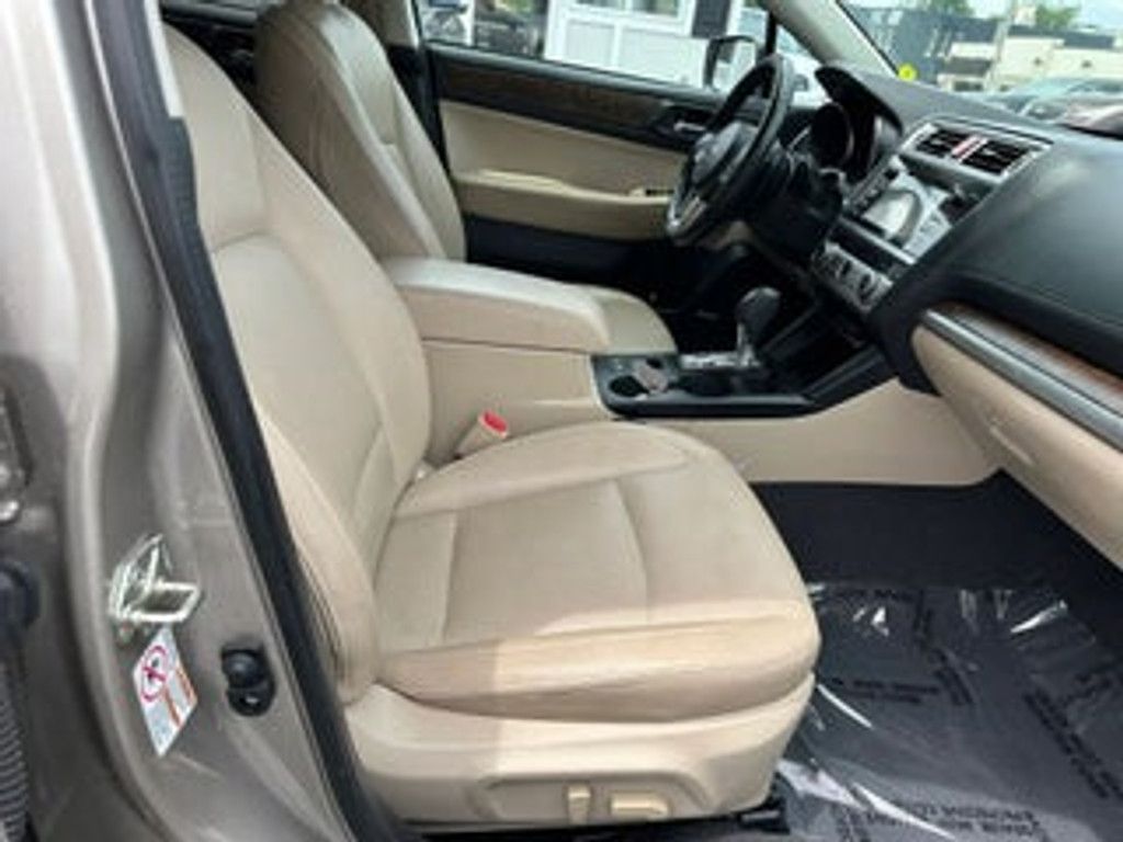 2016 SUBARU Outback - photo 14