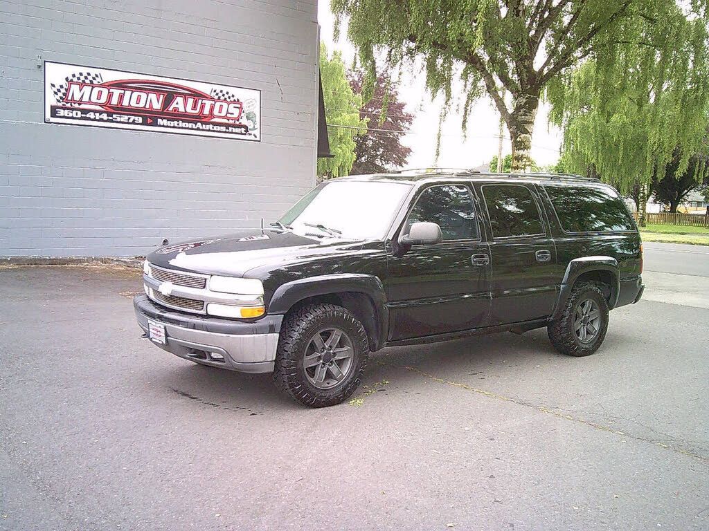 2001 CHEVROLET Suburban - photo 2