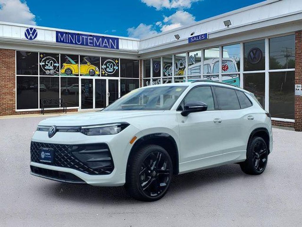 2025 Volkswagen Tiguan 4 Motion SE
