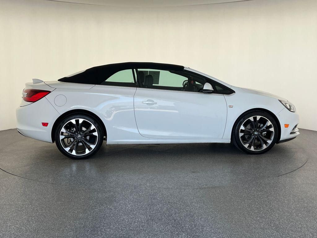 2019 BUICK Cascada - photo 2
