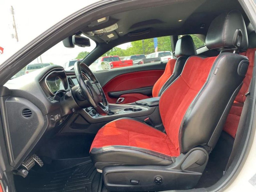 2018 DODGE Challenger - photo 12