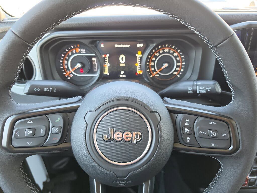 2026 JEEP Gladiator - photo 12