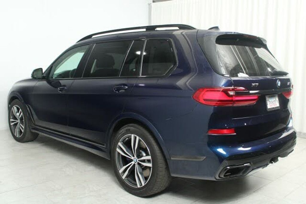 2020 BMW X7 - photo 12